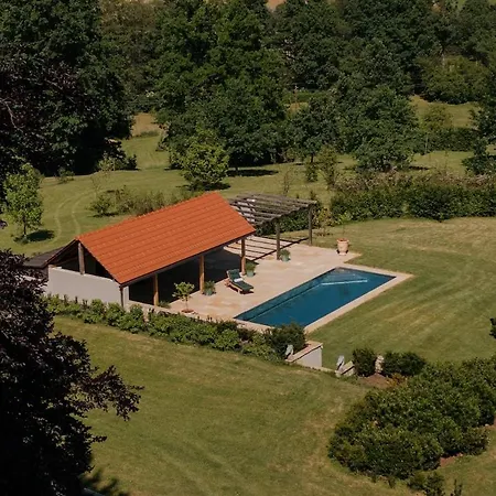 Design & Pool In Famous Wine Region Chalet Schlieb