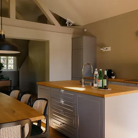 Design & Pool In Famous Wine Region Chalet Schlieb