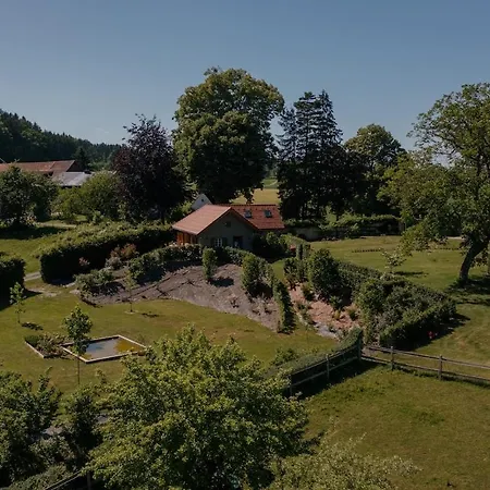 Design & Pool In Famous Wine Region * Schlieb
