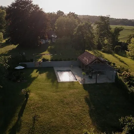 Chalet Design & Pool In Famous Wine Region Schlieb